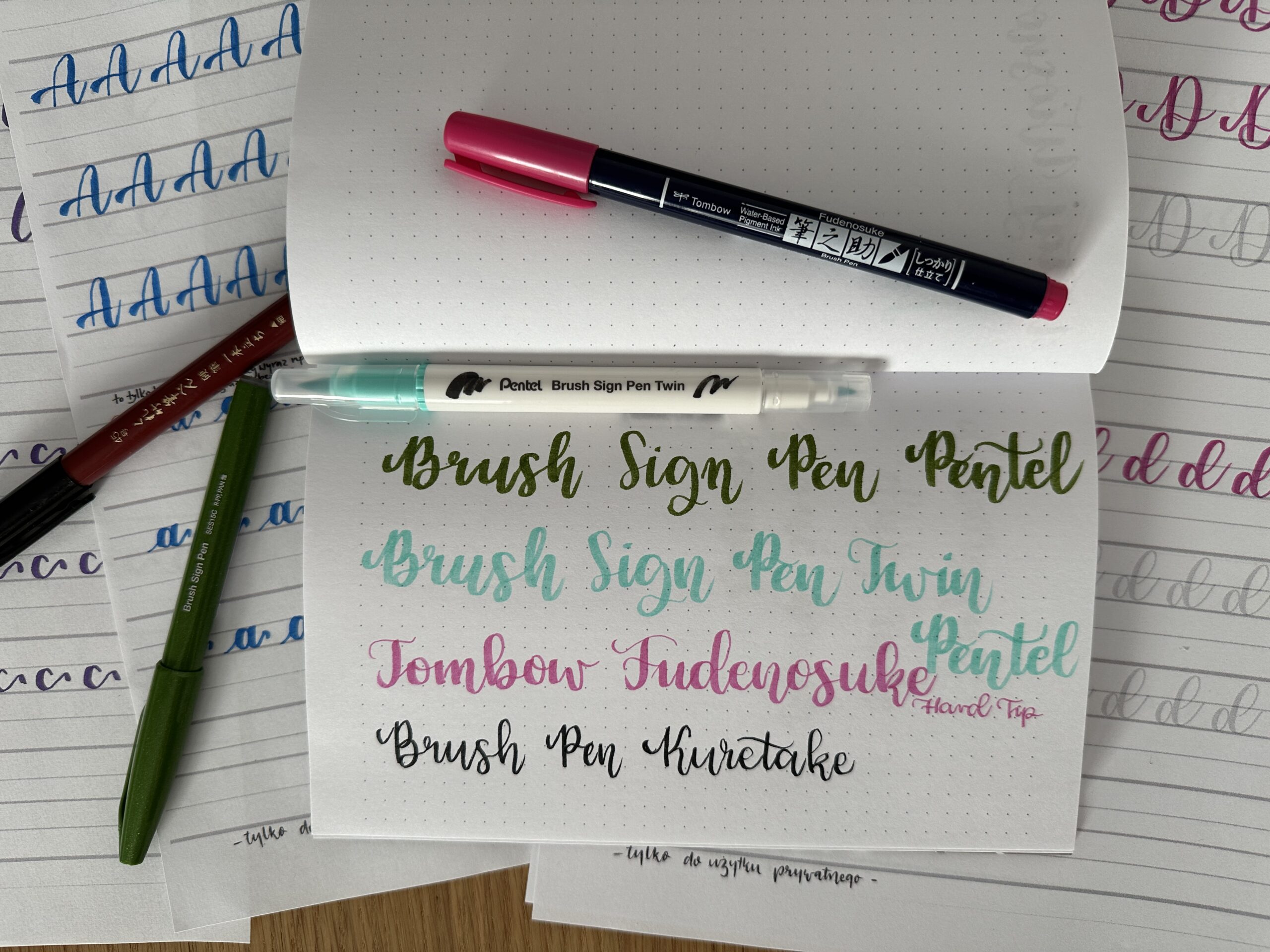 Read more about the article Brush Lettering dla leworęcznych